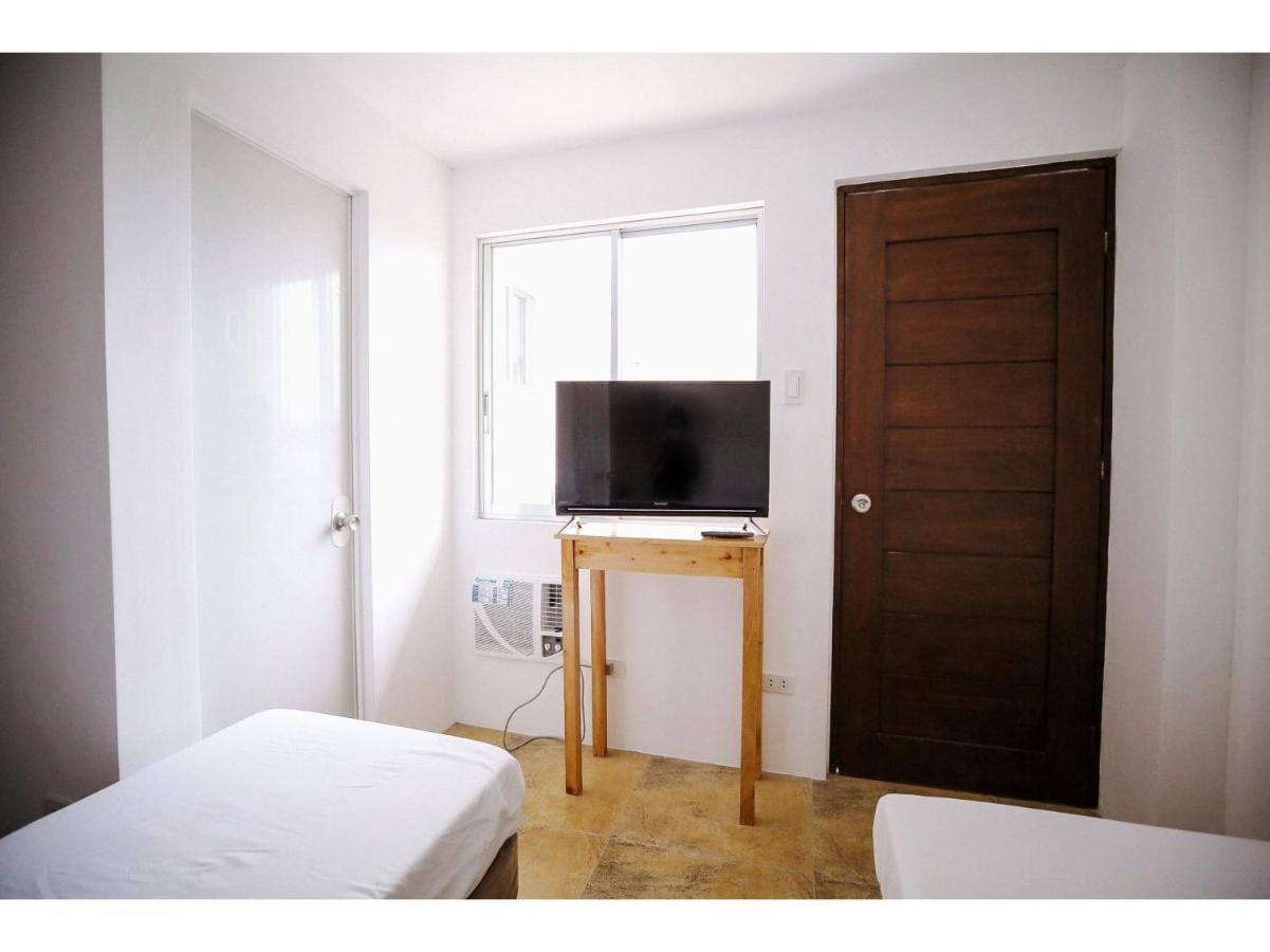 Oyo 789 Abn Residences Bacolod Luaran gambar