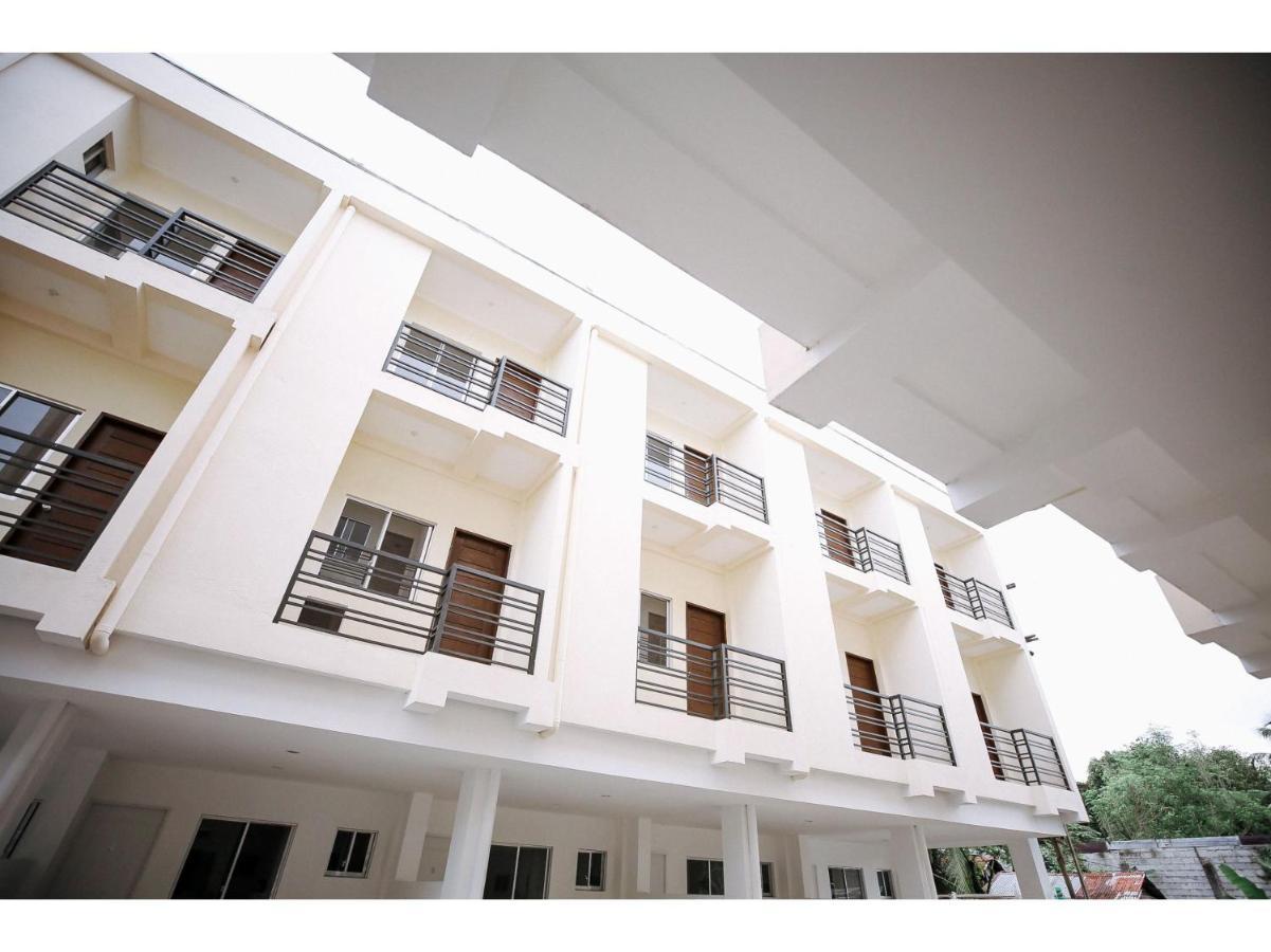 Oyo 789 Abn Residences Bacolod Luaran gambar