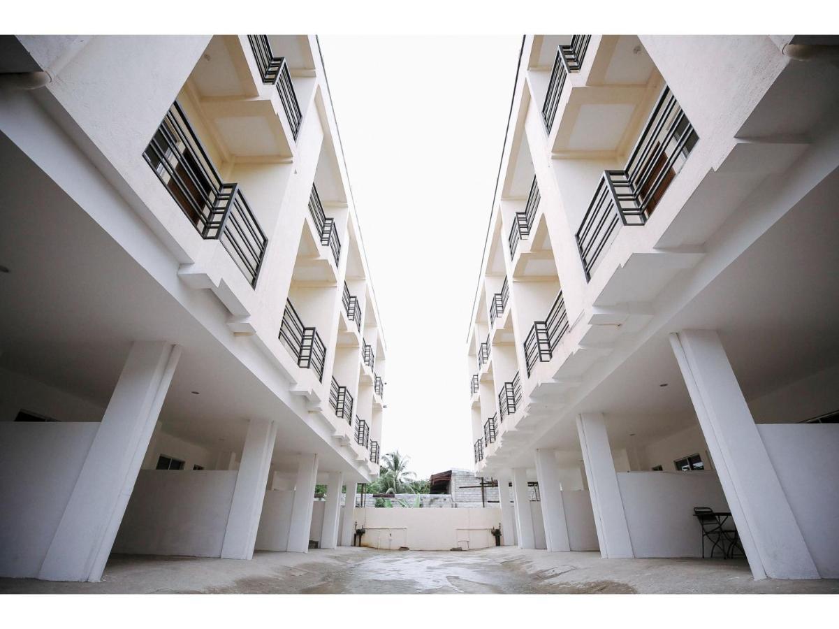 Oyo 789 Abn Residences Bacolod Luaran gambar